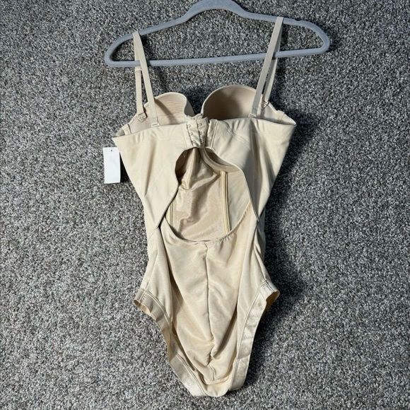 Maidenform Firm Control Shapewear Easy Up Strapless Body shaper SZ 40C NWT - Picture 7 of 8